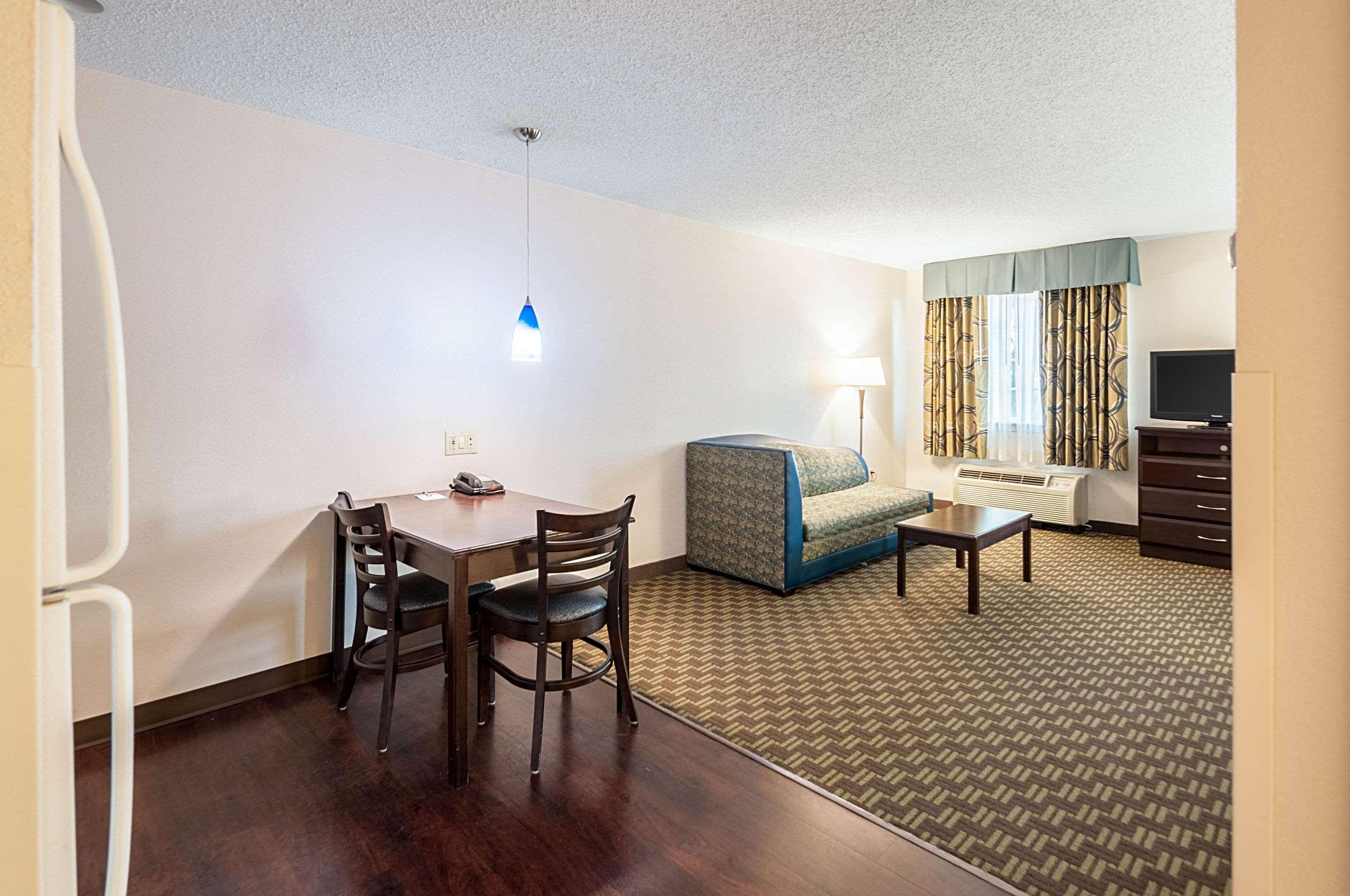 Mainstay Suites Frederick Zewnętrze zdjęcie